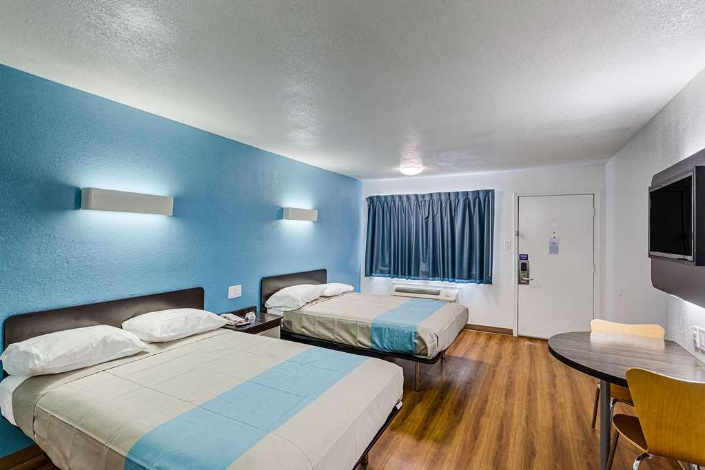 Motel 6 Fort Worth - Northside Номер фото